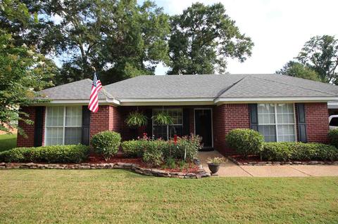 516 Brenmar Dr, Brandon, MS 39042 photo 1
