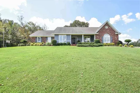 1343 Davis Rd, Terry, MS 39170 photo 1