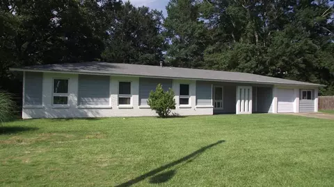 334 Melrose Dr, Jackson, MS 39211 photo 1