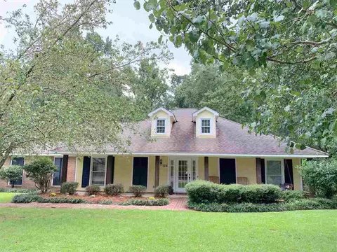 116 E Sunset Dr, Brandon, MS 39042 photo 1