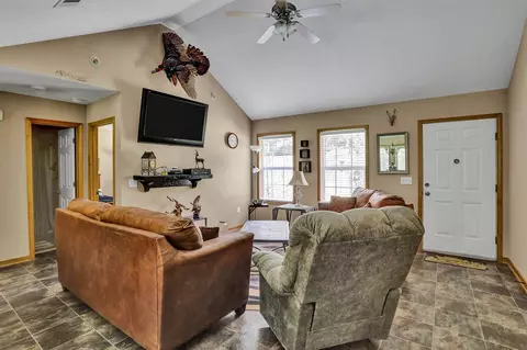 1048 Coal Bluff Rd, Lena, MS 39094 photo 5