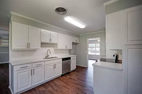538 Beasley Rd, Jackson, MS 39206 photo 17