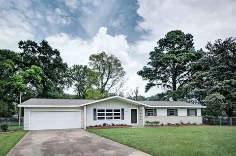 538 Beasley Rd, Jackson, MS 39206 photo 2