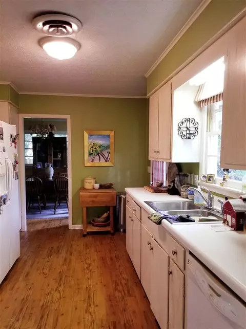 5347 Pinelane Dr, Jackson, MS 39211 photo 13