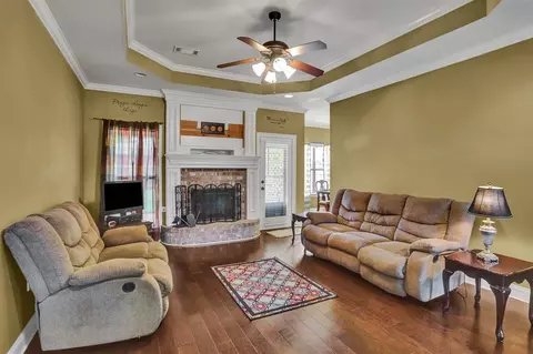 124 Carriage Ln, Florence, MS 39073 photo 5