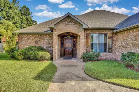 124 Carriage Ln, Florence, MS 39073 photo 3