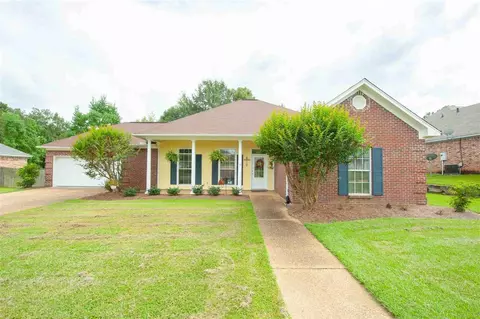 325 Afton Dr, Brandon, MS 39042 photo 1