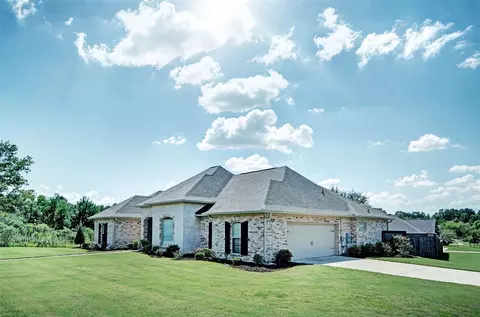 157 Hampton Hills Blvd, Canton, MS 39046 photo 1
