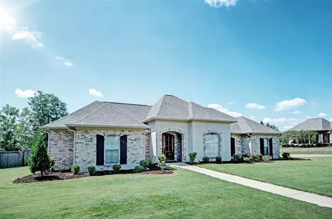 157 Hampton Hills Blvd, Canton, MS 39046 photo 3