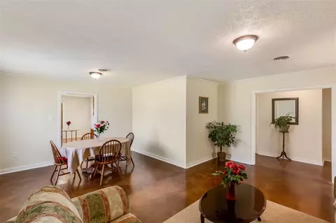 6244 Whitestone Rd, Jackson, MS 39206 photo 6