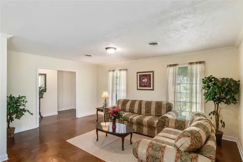 6244 Whitestone Rd, Jackson, MS 39206 photo 5