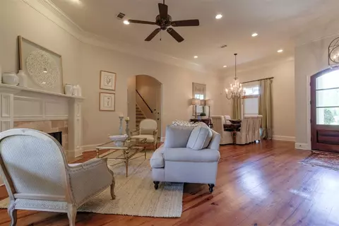 560 Silverstone Dr, Madison, MS 39110 photo 9