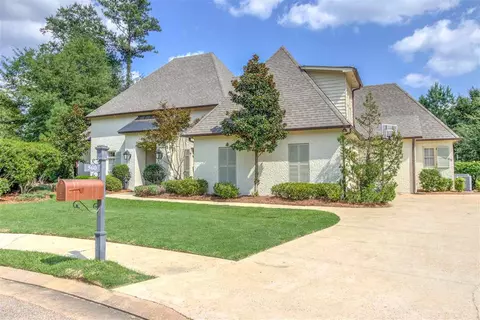 560 Silverstone Dr, Madison, MS 39110 photo 3