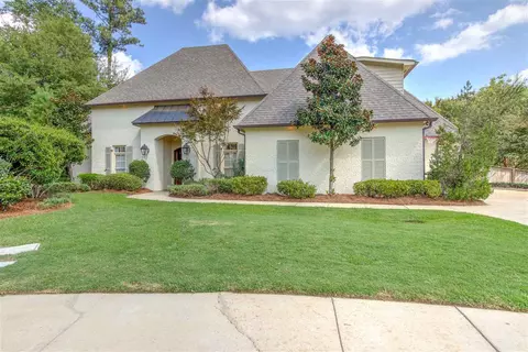 560 Silverstone Dr, Madison, MS 39110 photo 1