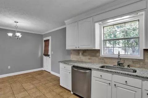 137 Appleridge Dr, Brandon, MS 39047 photo 9