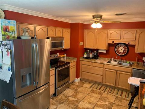 206 Greenview Dr, Forest, MS 39074 photo 3