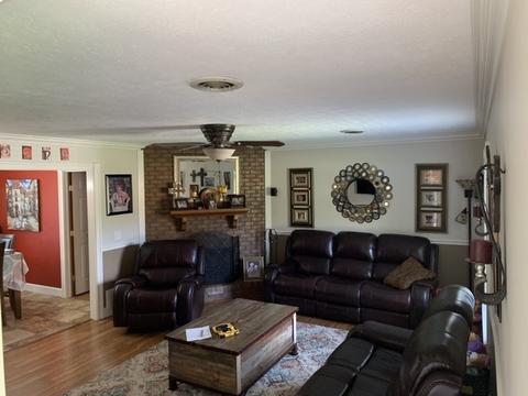 206 Greenview Dr, Forest, MS 39074 photo 2