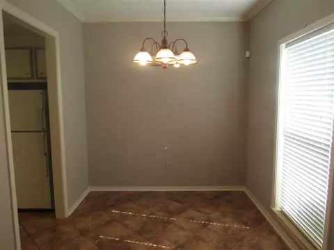 323 Northtown Dr, Jackson, MS 39211 photo 6