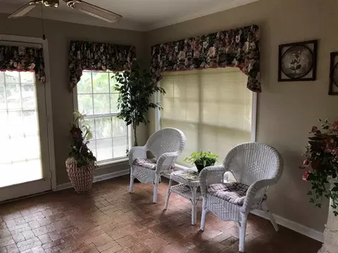 17 Watson Rd, Byram, MS 39272 photo 9