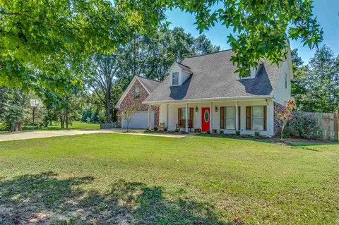 527 1st St, Flora, MS 39071 photo 2