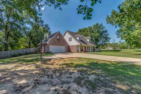 527 1st St, Flora, MS 39071 photo 6