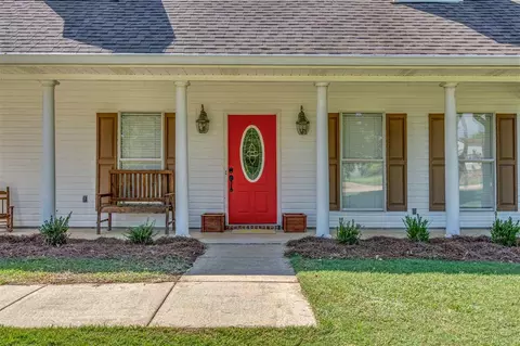 527 1st St, Flora, MS 39071 photo 5