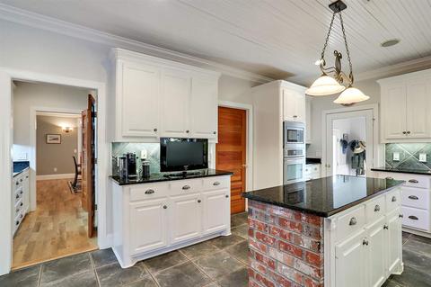 175 Lake Hill Dr, Flora, MS 39071 photo 8