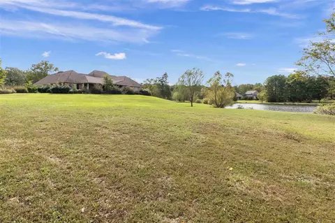 445 Johnstone Dr, Madison, MS 39110 photo 8
