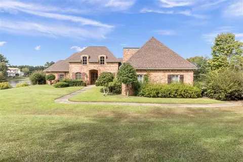 445 Johnstone Dr, Madison, MS 39110 photo 3