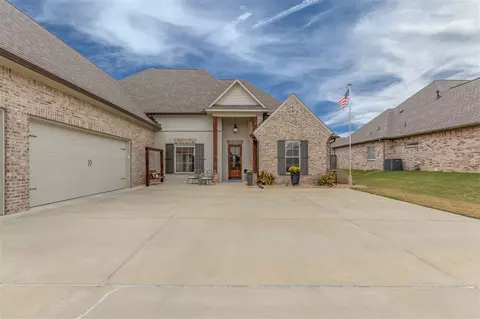 103 Camden Trl, Madison, MS 39110 photo 2
