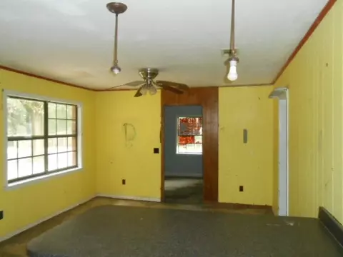 600 E Academy St, Canton, MS 39046 photo 2