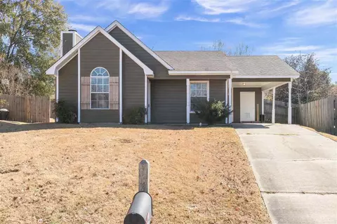 104 Cardinal Ln, Brandon, MS 39047 photo 2
