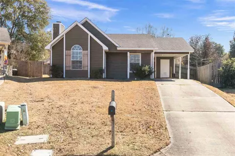 104 Cardinal Ln, Brandon, MS 39047 photo 1