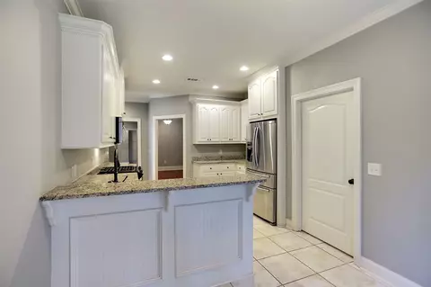 113 St Charles Ave, Florence, MS 39073 photo 13
