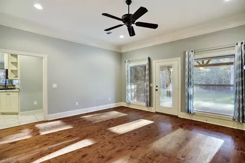 113 St Charles Ave, Florence, MS 39073 photo 8