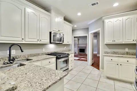 113 St Charles Ave, Florence, MS 39073 photo 12