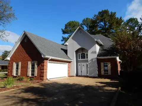 501 Bay Pointe Cv, Brandon, MS 39047 photo 2