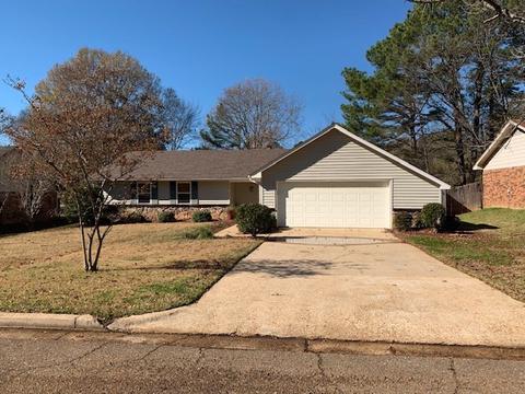 2214 Forest Park Dr, Jackson, MS 39212 photo 2