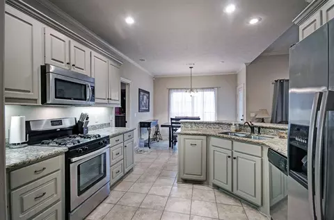 205 Nicole Cv, Brandon, MS 39042 photo 10