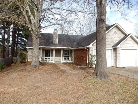 606 Red Oak Dr, Madison, MS 39110 photo 2