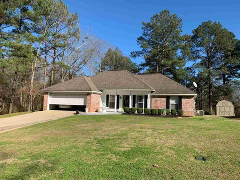 23 SE Circle Dr, Magee, MS 39111 photo 2