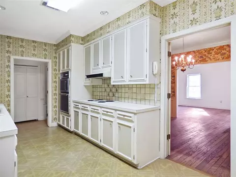 54 Robinwood Pl, Jackson, MS 39211 photo 8