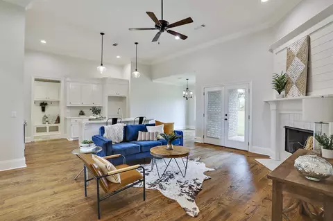 160 Sweetbriar Cir, Canton, MS 39046 photo 7