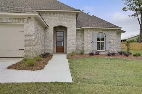 160 Sweetbriar Cir, Canton, MS 39046 photo 2