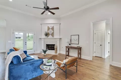 160 Sweetbriar Cir, Canton, MS 39046 photo 4