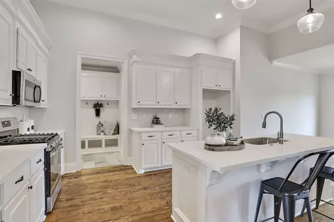160 Sweetbriar Cir, Canton, MS 39046 photo 9