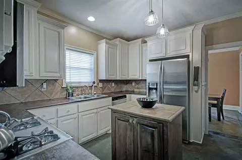 504 Bay Pointe Cv, Brandon, MS 39047 photo 11