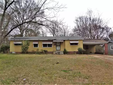 118 Clinton Park Dr, Jackson, MS 39209 photo 1