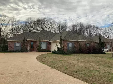 4269 Summerton Dr, Byram, MS 39272 photo 1
