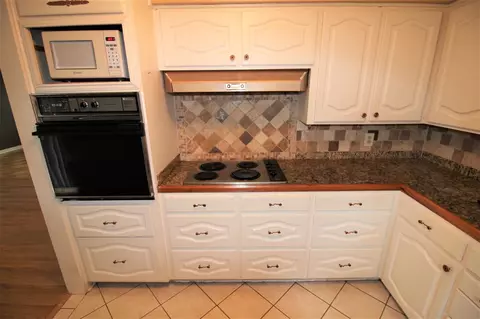 416 Pimlico Pl, Jackson, MS 39211 photo 8